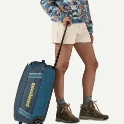 Black Hole&reg; Wheeled Duffel 40L