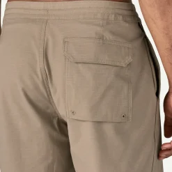 Men's Home Waters Hybrid Shorts - 18"