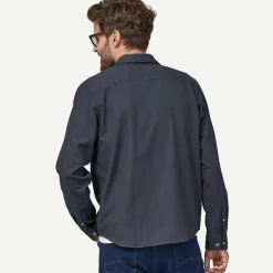Men's Long-Sleeved Lightweight Fjord Flannel Shirt