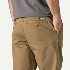 Men's Twill Traveler Chino Pants - Short