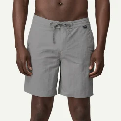 Men's Wavefarer&reg; Hybrid Walk Shorts - 18"
