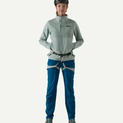 Women's R2&reg; CrossStrata Jacket